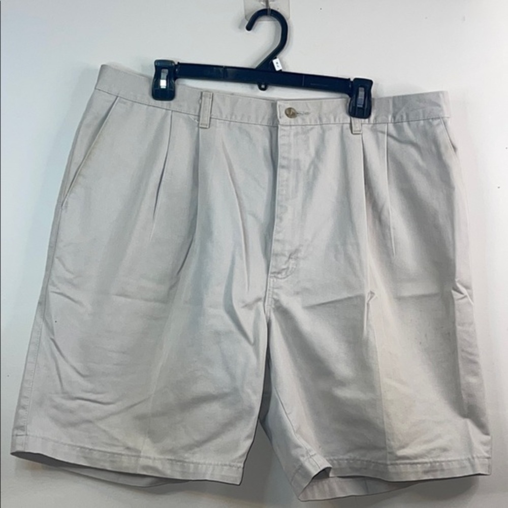 Wrangler Men's Pleated Khaki Chino Shorts Size 40 #46
